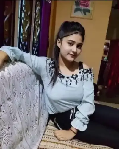 Call Girls Service in NainaDevi